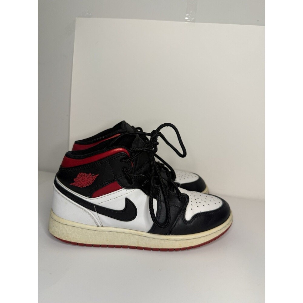 Nike Air Jordan Kids Size 5.5Y
